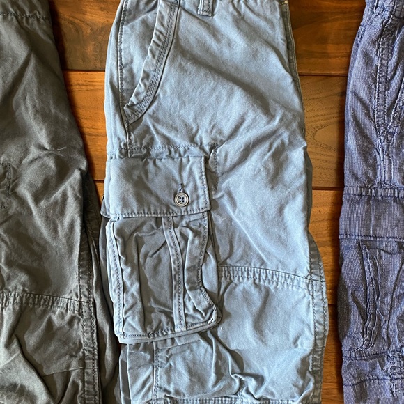 Lot of 3 Gap Cargo Shorts - Picture 3 of 5